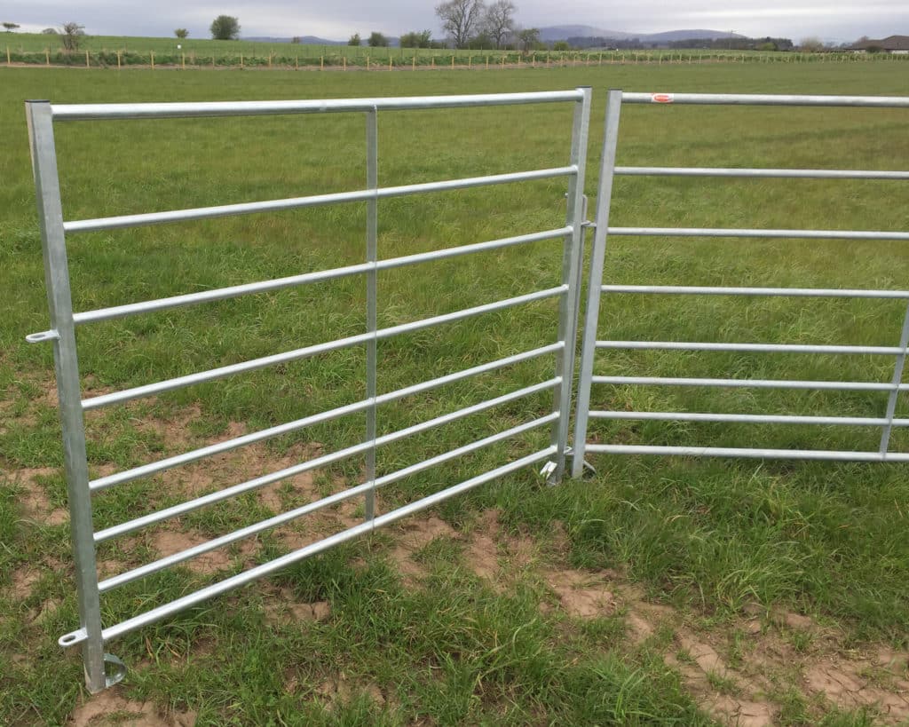Cattle Gates & Hurdles Ritchie
