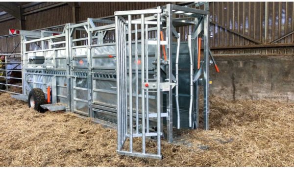 Mobile Cattle Crate