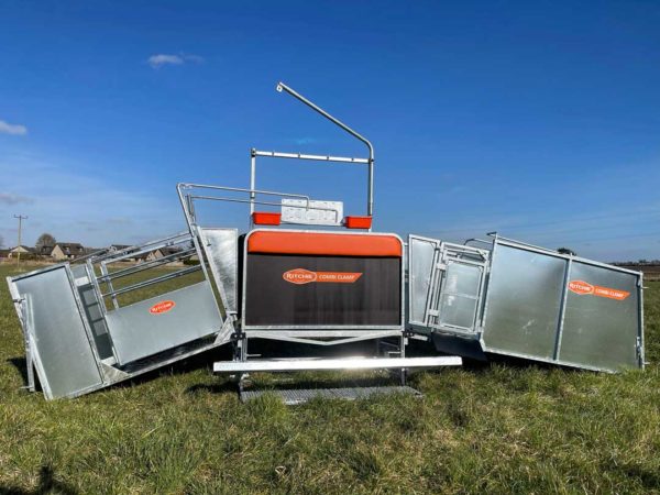Combi Clamp and 3 way shedding gate